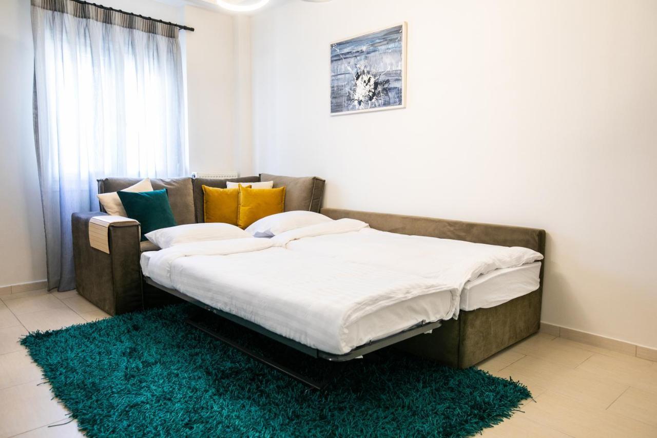 Sleeping Beauty Apartment City Center!! Tesalonika Bagian luar foto